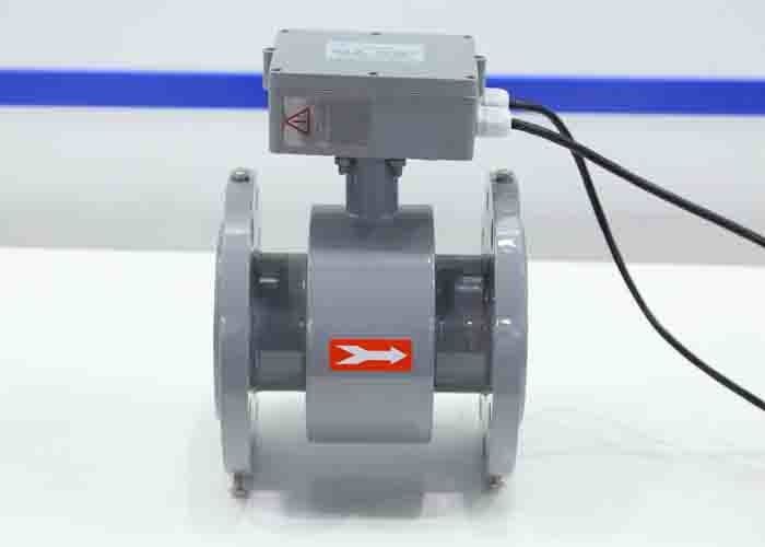 Sewage Treatment Plant Magnetic Flow Meter For Slurry Dn100 Rubber Liner